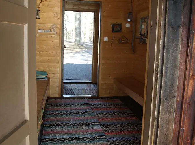 Inn Koirasalmen Luontotupa *